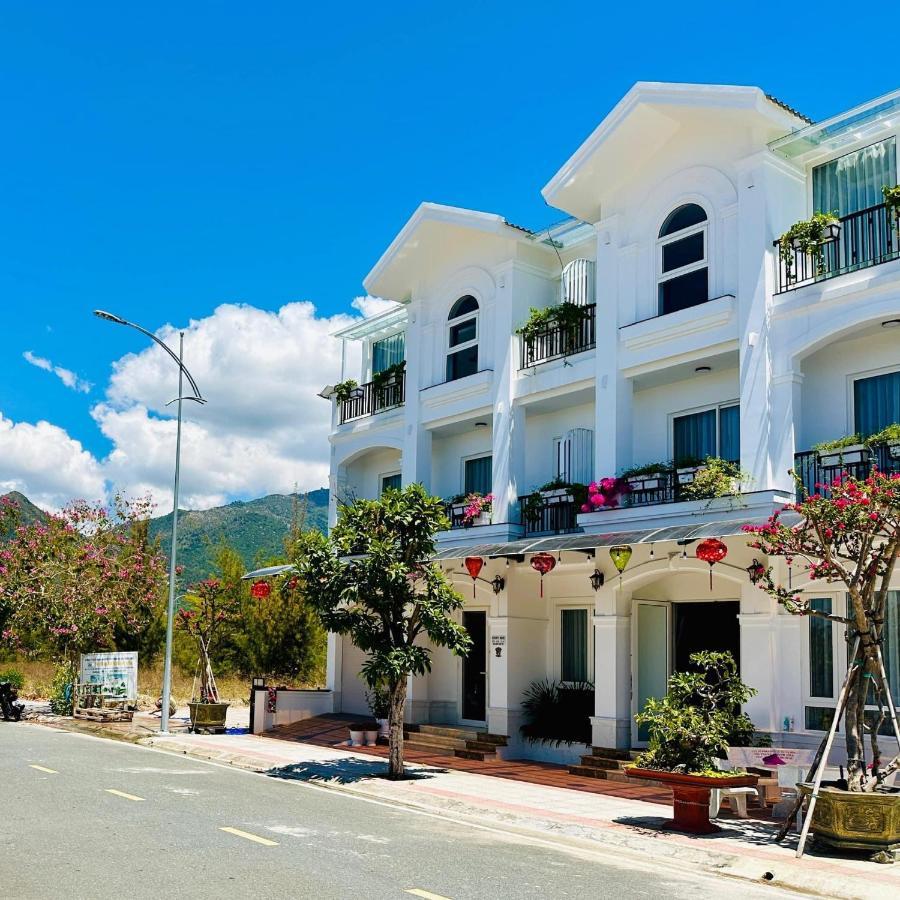 Moc Homestay- Near Bai Dai Beach Cam Lam Bagian luar foto