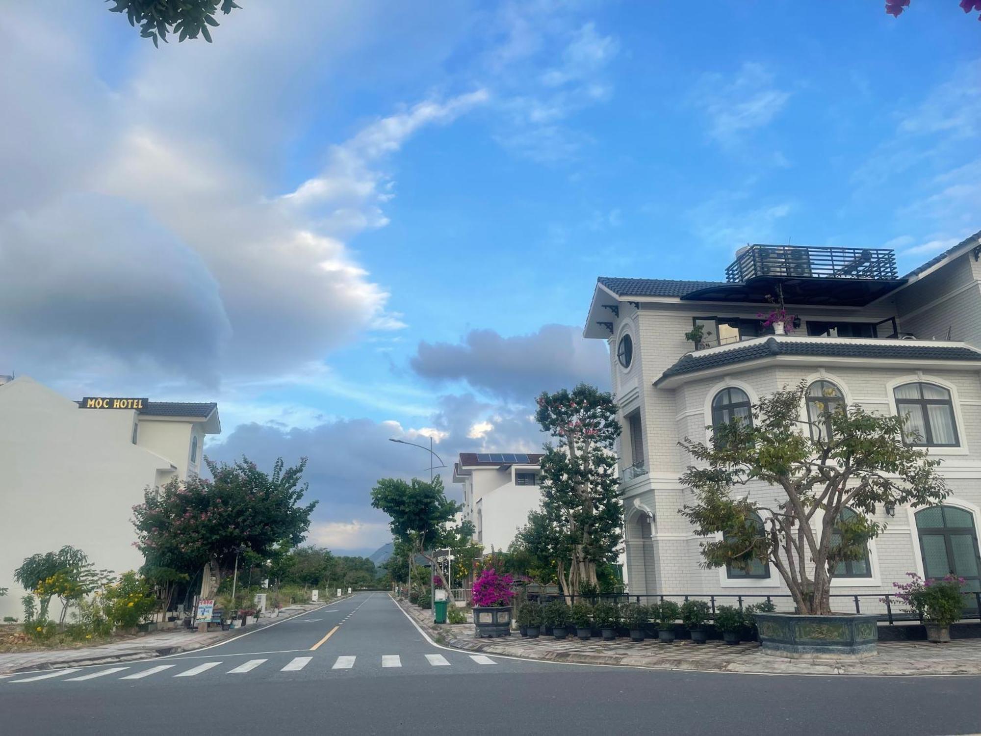 Moc Homestay- Near Bai Dai Beach Cam Lam Bagian luar foto