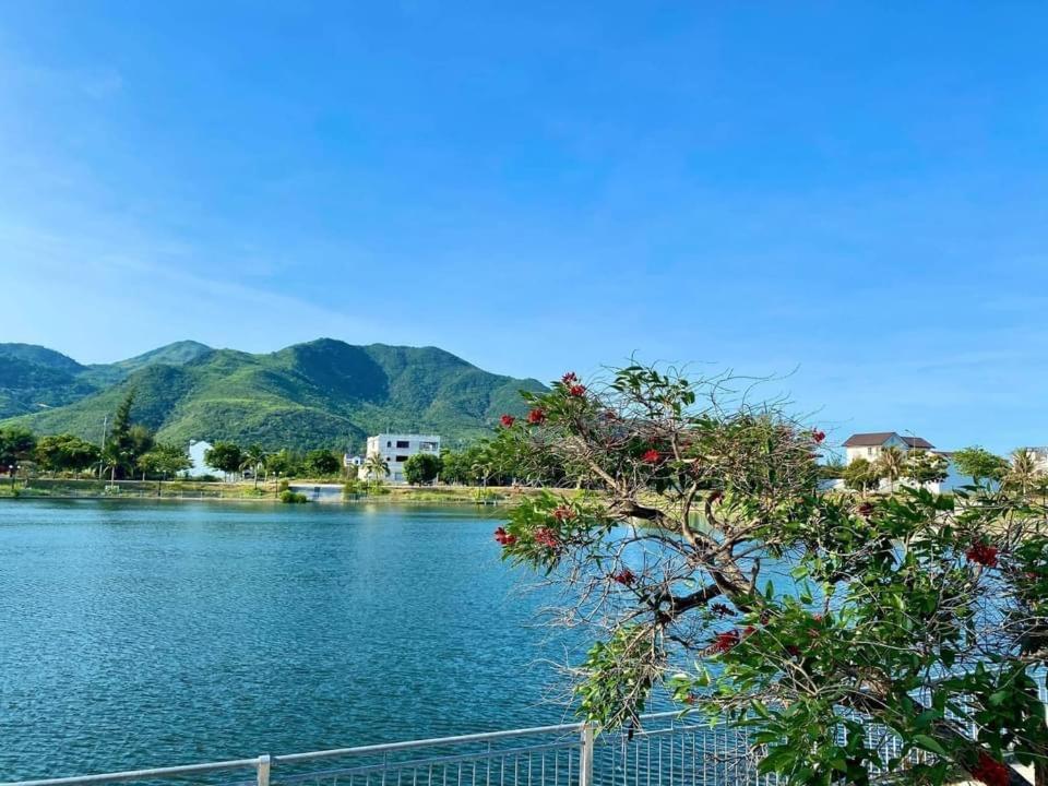 Moc Homestay- Near Bai Dai Beach Cam Lam Bagian luar foto